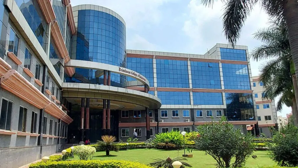 Why Bangalore is the Best Destination for Engineering in India (2025)